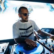 Dj Cave